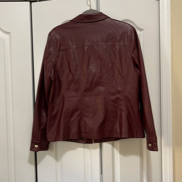 Faux leather jacket,w pockets., lined inside - Picture 3 of 5